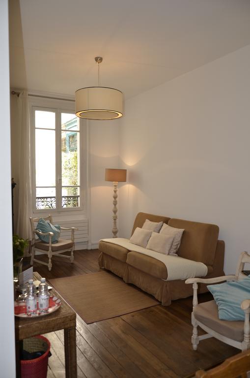 La Cour Du 5Eme - Chambre D'Hotes Paris Værelse billede